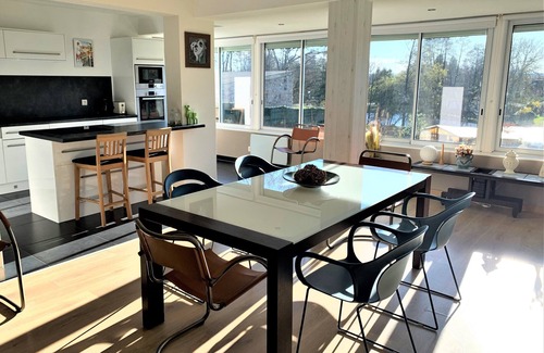 Forges-les-Eaux House | La Maison du Lac 2 : Panoramic view, decoration, comfort in Forges-les-Eaux NORMANDIE