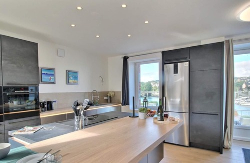 Tredarzec House | La Maison du Pont - Tredarzec