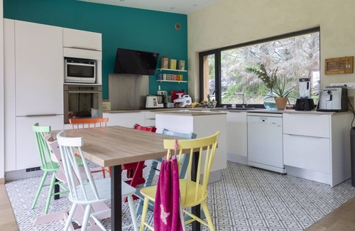 Brouzet-les-Quissac Villa | La Maison en Bois - enjoy nature in its purest form