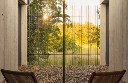 Labastide-Marnhac House | La Maison H by Boutique | A Modernist Gem