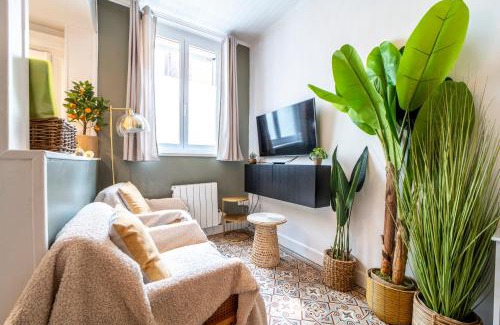 Cambrai House | La Maison Jungle - 2 Chambre - Hypercentre - Wifi - Netflix