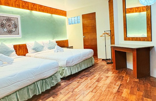 Tagaytay Hotel | La Mansion Tagaytay