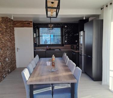 Les Epesses House | La Mine des 4 pierres