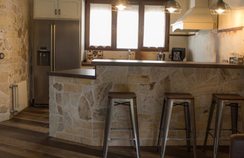 Valdenoches House | La Musical Complete Building