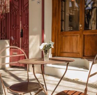 Chacarita Bed & Breakfast | La Noire Petit hotel