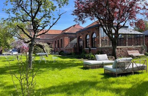 Lezennes Apartment | La Parcelle