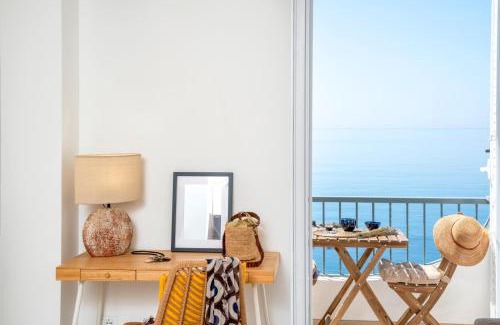 Sant'Angelo Apartment | La PerlaNera Sant'Angelo Sea View Apartment