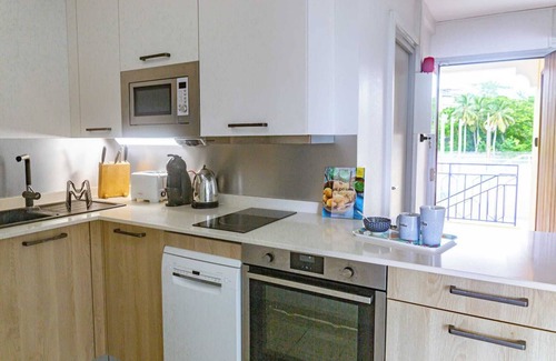 Bas du Fort Apartment | La Perle Fleur D'epée ★