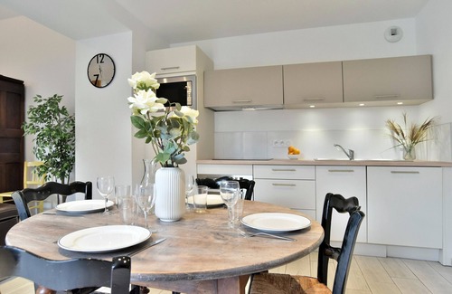 Ille-et-Vilaine Ski Chalet | La Petite Émilie