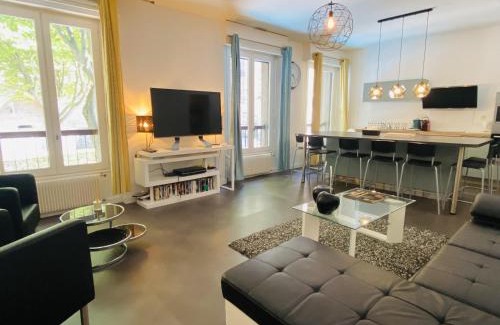 Rodez Apartment | La PETITE COMPAGNIE