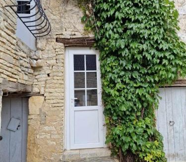 Tanlay House | La Petite Ecluse, maison d'artistes