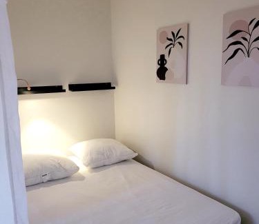 Lunel House | La Petite Escale