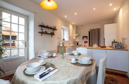 Saint-Romain House | La "Petite" Maison