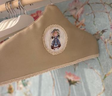 Solesmes House | La petite maison