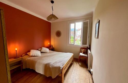 Oust House | La Petite Ourse maison de village à Oust