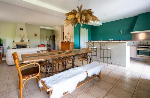 Saint-Verand Villa | La Petite Toscane en Beaujolais