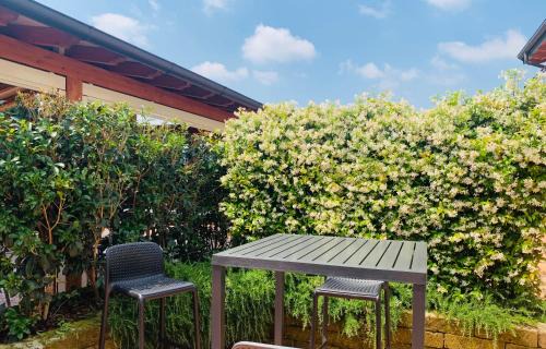 San Giovanni Ilarione House | La Pietra Nera