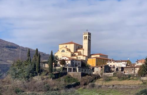 San Giovanni Ilarione House | La Pietra Nera