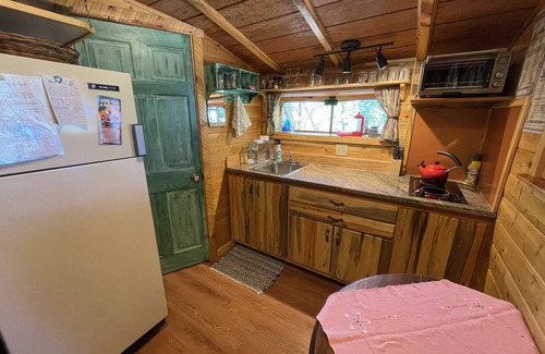 Mancos Cabin | La Plata Mountains Bunkhouse - Cozy/Comfortable/Economical