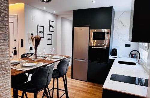 Zaragoza Old Town Apartment | La Plaza del Pilar
