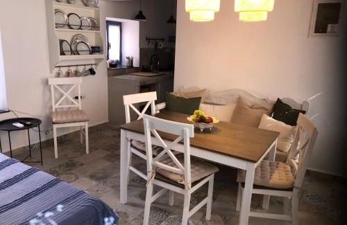 Alinda House | La Polena