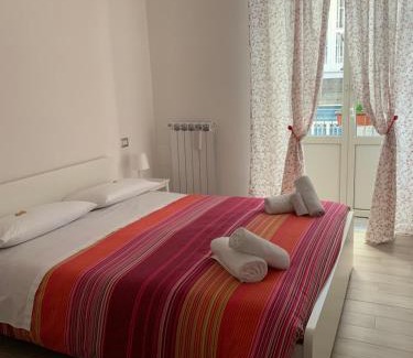 Materdei Apartment | La porta di Carmy