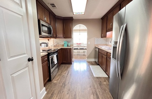 Northwest Pensacola House | ⭐️La Puerta Al cielo - Private Pool, Game Room & Kareoke