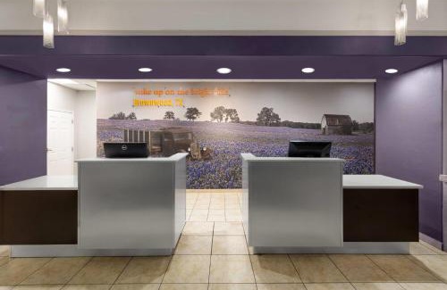 Brownwood Hotel | La Quinta by Wyndham Brownwood