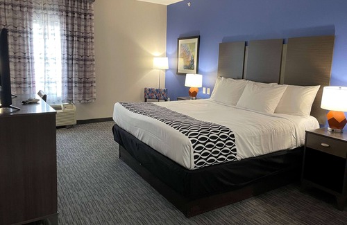 Schertz Hotel | La Quinta Inn and Suites by Wyndham Schertz-San Antonio-Selma