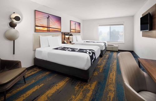 Tri-Cities Hotel | La Quinta Inn & Suites by Wyndham Kennewick