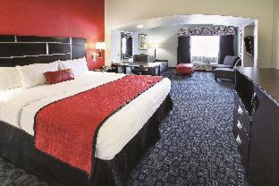 Hutchins Hotel | La Quinta Inn & Suites by Wyndham South Dallas - Hutchins