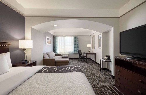 Dumas Hotel | La Quinta Inn & Suites by Wyndham Dumas