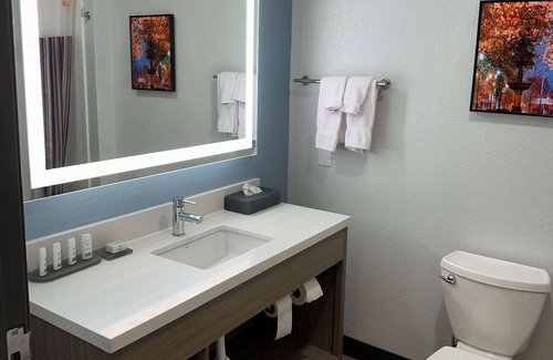 Macon Hotel | La Quinta Inn & Suites by Wyndham Macon West