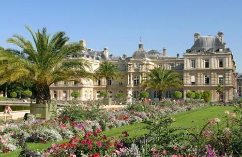 Notre-Dame-des-Champs Apartment | La Résidence du Sénateur