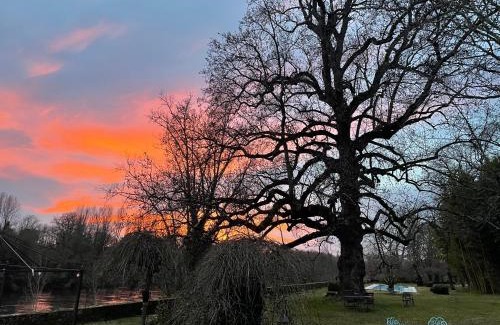 Mouleydier Bed & Breakfast | La Rebière d'Or, B&B et Gîte