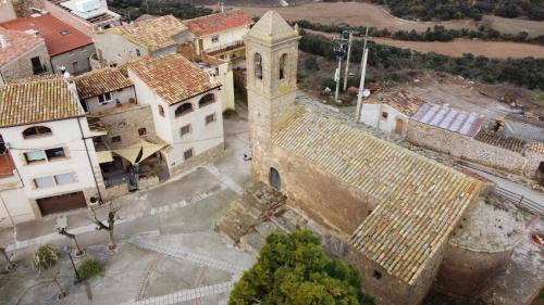 Oliola House | La Rectoria