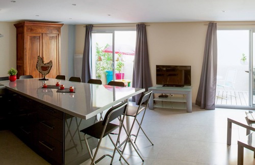 Saint-Bonnet-du-Gard Cottage | La Remise + The Loft = 18 beds in a cozy & warm setting
