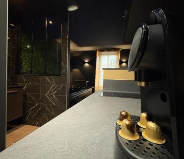 Bressuire Apartment | La Romantique