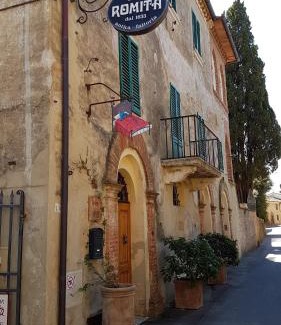 Montisi House | La Romita Ospitalità Rurale Familiare