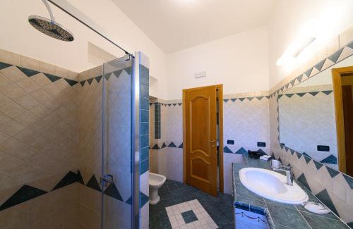 Ischia Porto Bed & Breakfast | La Rosa - Luxury B&B