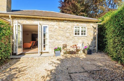 Gillingham House | La Rose