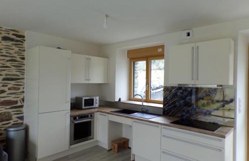 Mur-de-Bretagne House | LA ROSELIERE - Les Vergers de Guerledan