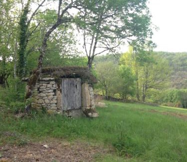 Cahors House | La Roulotte CLERELU - Du domaine des Ramonets