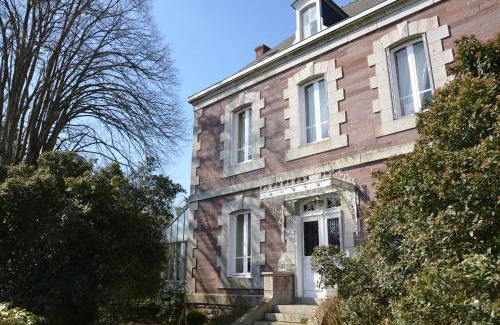 Retiers Bed & Breakfast | La Sévinais