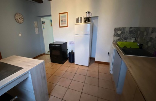 Savigne House | La Salamandre aux Gîtes des Epinoux