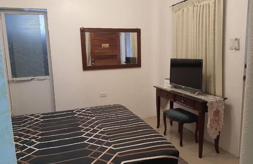 Daet House | La Sierra Guest House