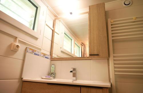 Saint-Martin-d'Uriage Apartment | La Songe Ailée - Uriage - Grenoble - Chamrousse - T2 avec terrasse - Jusqu'à 2 personnes - Cure Thermale - Déplacements professionnels