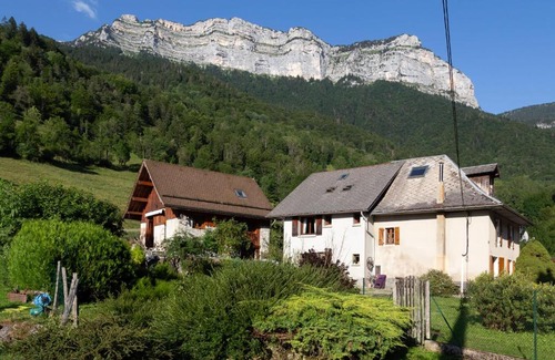 Saint-Pierre-d'Entremont Apartment | La source de St Meme