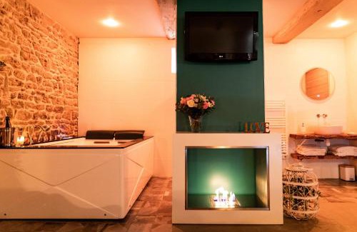 Longmesnil Apartment | La Suite de l'Etoile