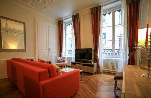 Terreaux - Bat d'argent Apartment | La Suite Lanterne